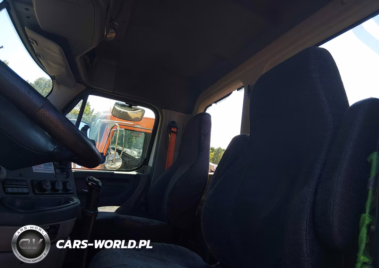 2016 Freightliner Cascadia 125 VIN:3AKJGEBG0GSHC5397 - 7