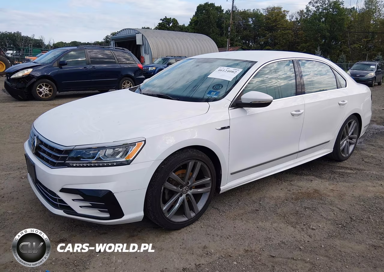 2017 Volkswagen Passat 1.8T R-Line VIN:1VWDT7A39HC020880 - 2