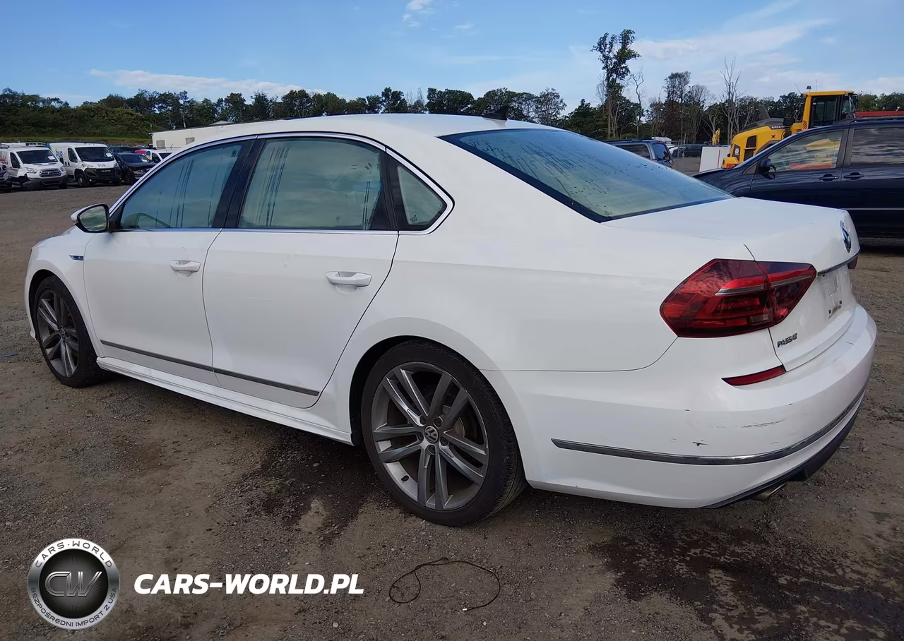 2017 Volkswagen Passat 1.8T R-Line VIN:1VWDT7A39HC020880 - 3