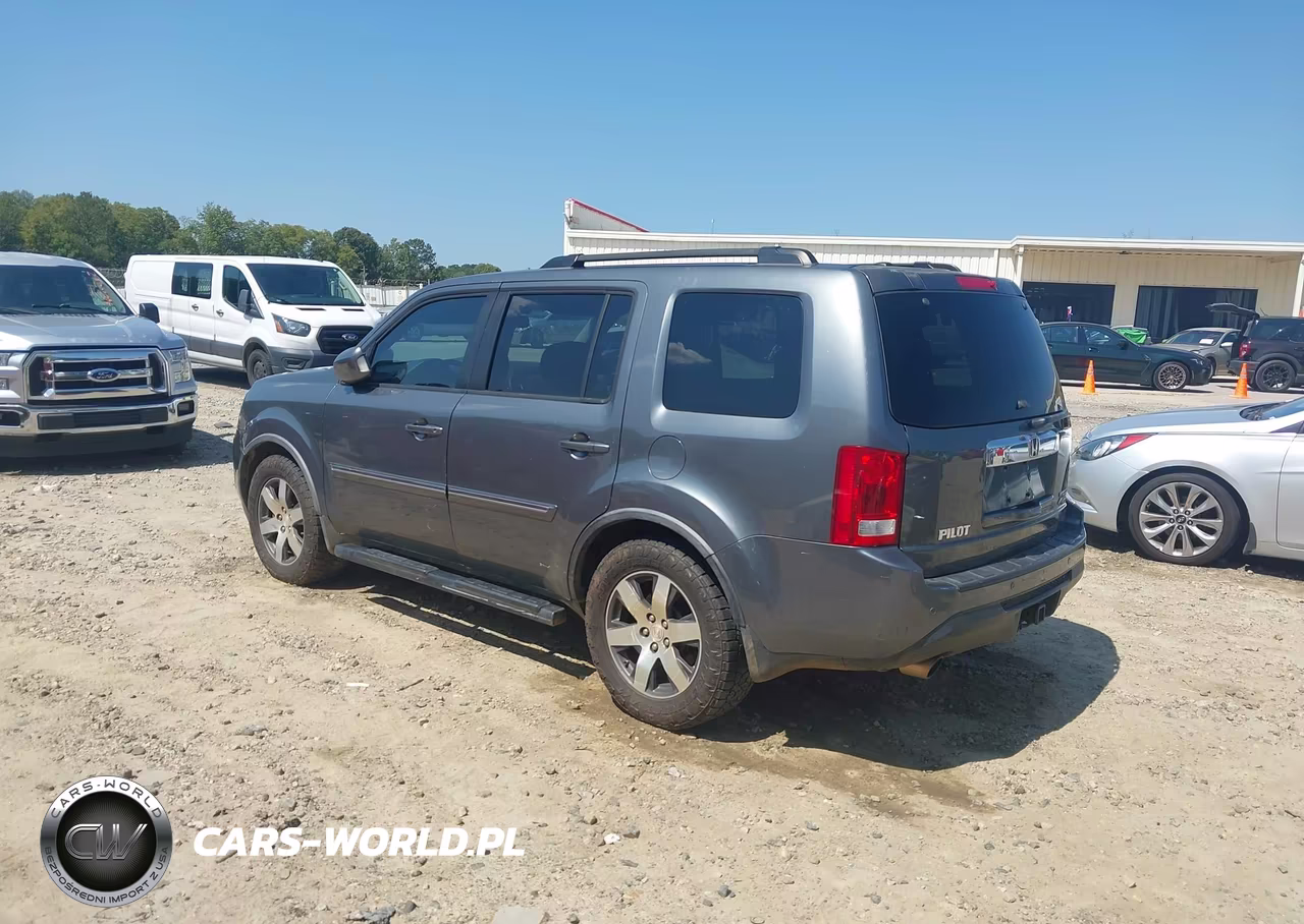 2012 Honda Pilot Touring VIN:5FNYF4H95CB060308 - 3