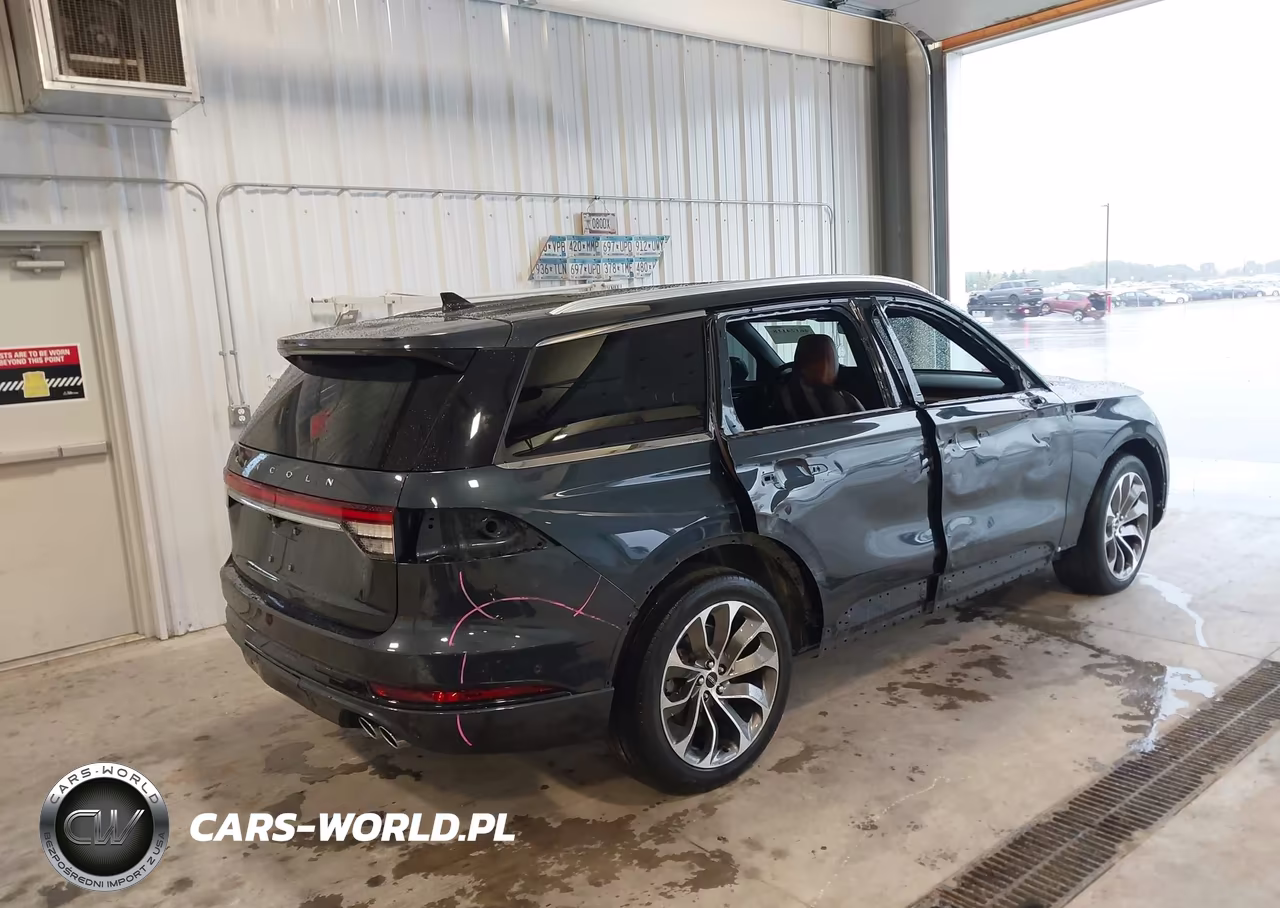 2023 Lincoln Aviator Grand Touring VIN:5LMYJ8XY3PNL00678 - 4