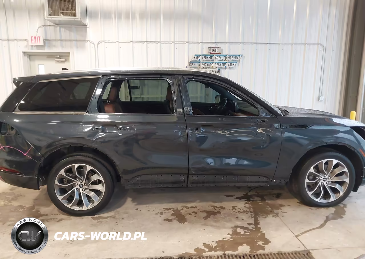 2023 Lincoln Aviator Grand Touring VIN:5LMYJ8XY3PNL00678 - 6