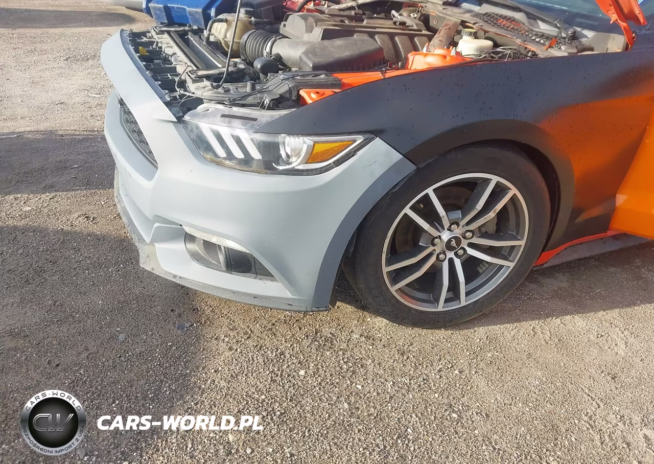 2016 Ford Mustang Ecoboost Premium VIN:1FATP8UH0G5253670 - 6