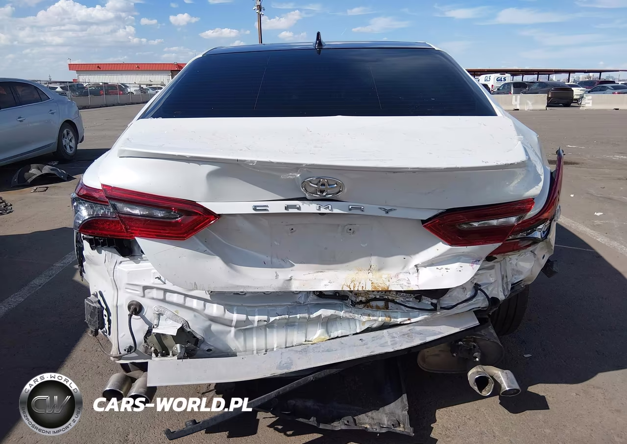 2021 Toyota Camry Xse VIN:4T1K61AK8MU519613 - 17