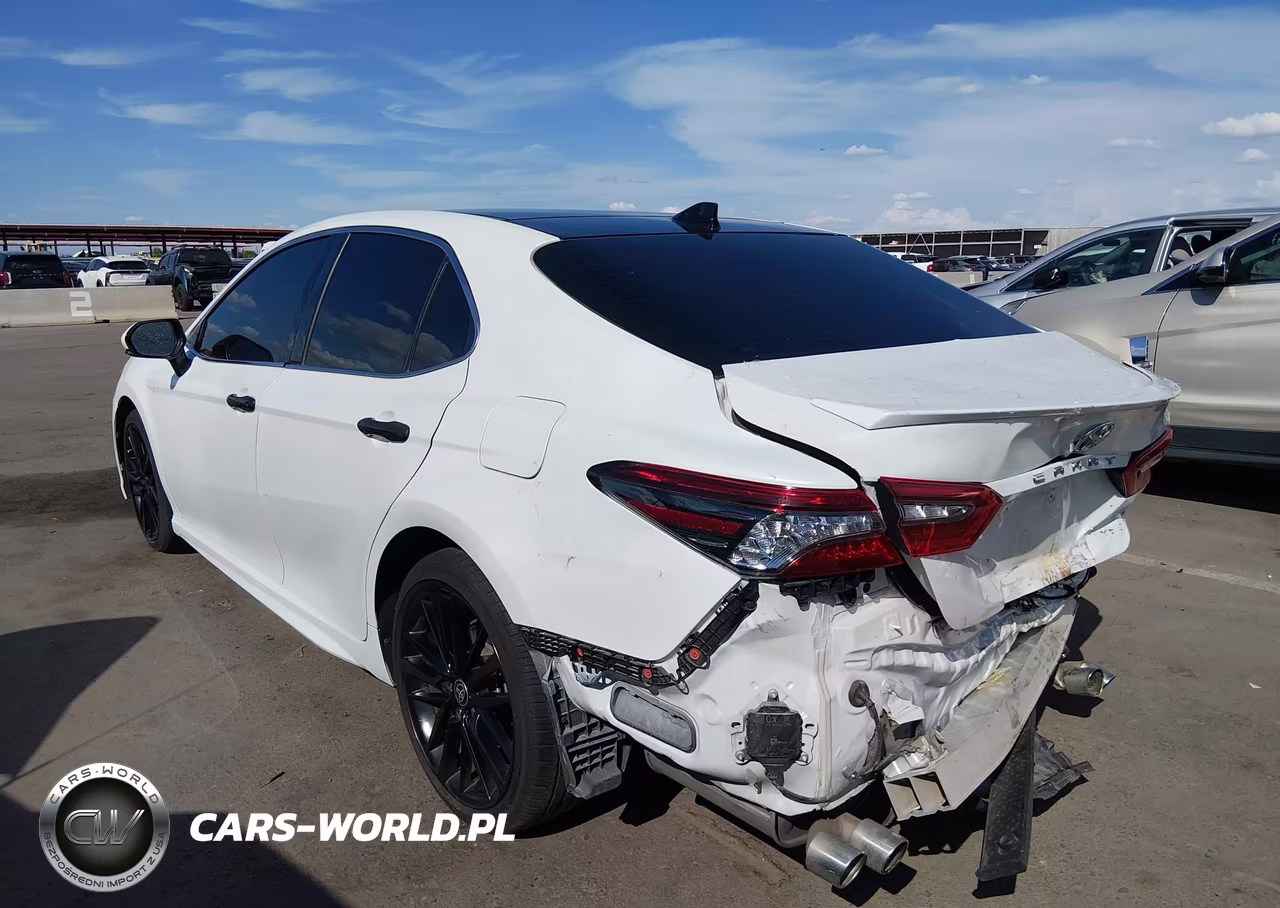 2021 Toyota Camry Xse VIN:4T1K61AK8MU519613 - 3