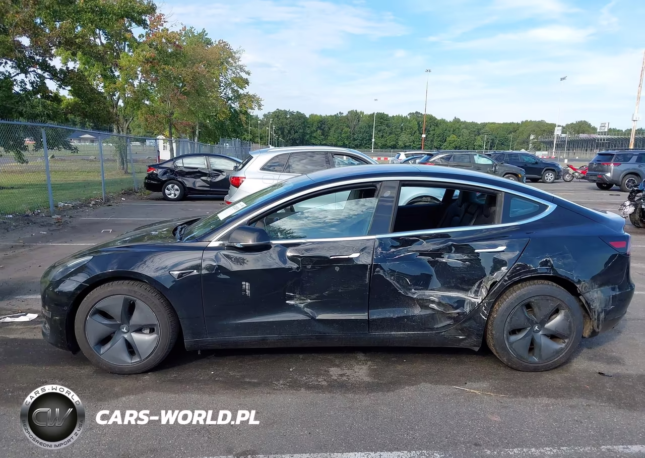 2018 Tesla Model 3 Long Range-Performance VIN:5YJ3E1EB9JF064121 - 12