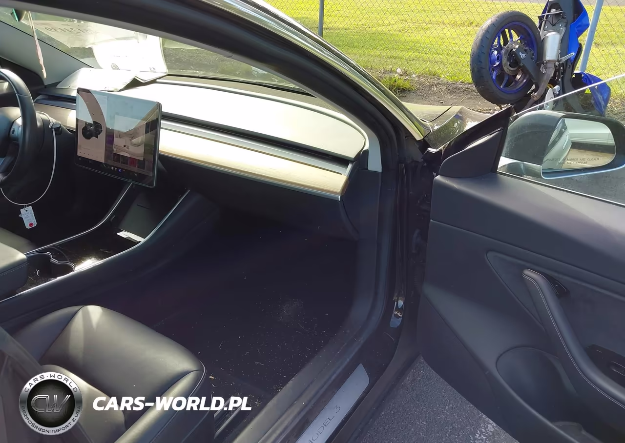 2018 Tesla Model 3 Long Range-Performance VIN:5YJ3E1EB9JF064121 - 5