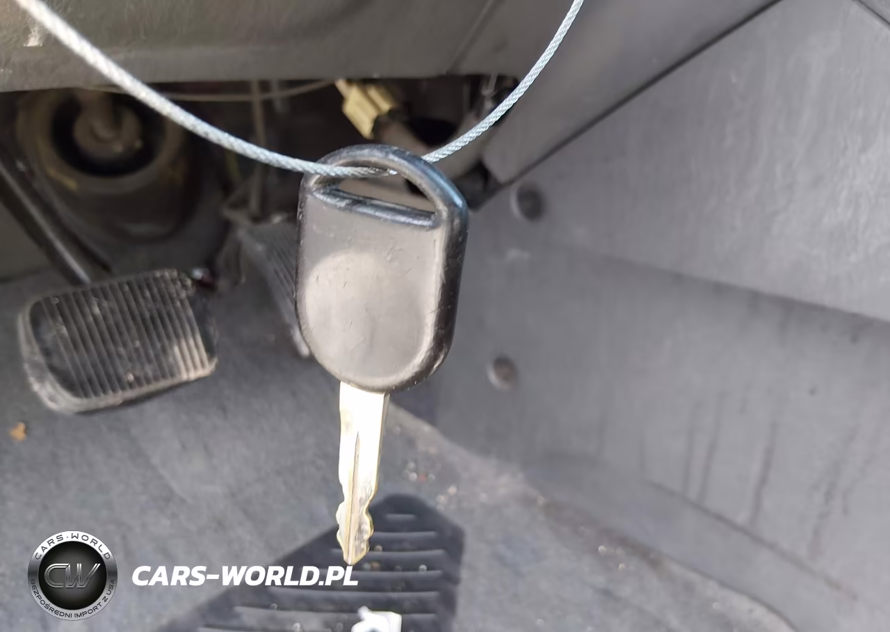 2005 Ford Escape Xlt VIN:1FMCU93135KC22887 - 11