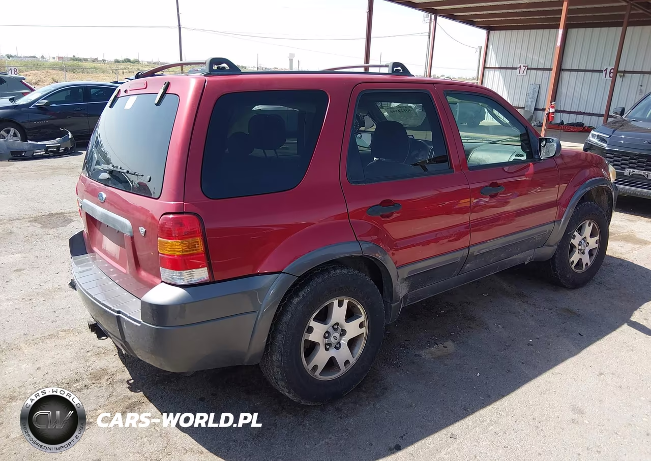 2005 Ford Escape Xlt VIN:1FMCU93135KC22887 - 4