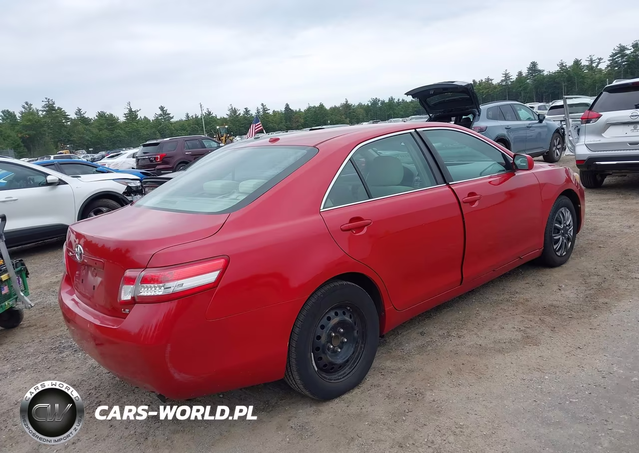 2010 Toyota Camry Le VIN:4T1BF3EK7AU571008 - 4