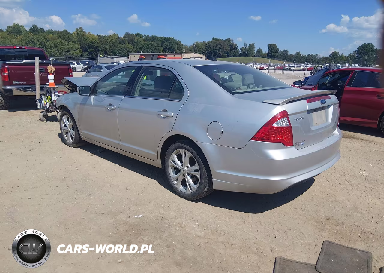 2012 Ford Fusion Se VIN:3FAHP0HA1CR447698 - 3