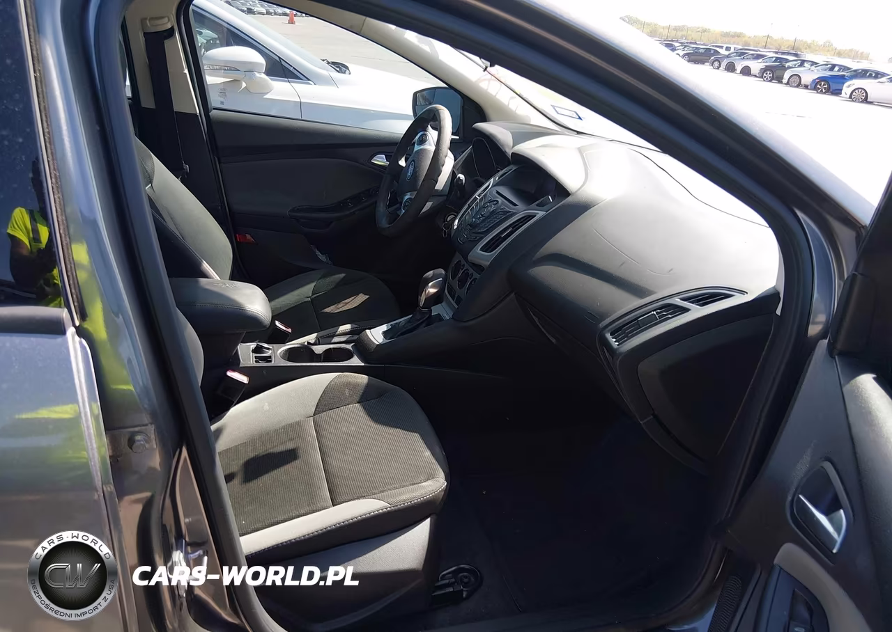 2013 Ford Focus Se VIN:1FADP3K28DL115193 - 5