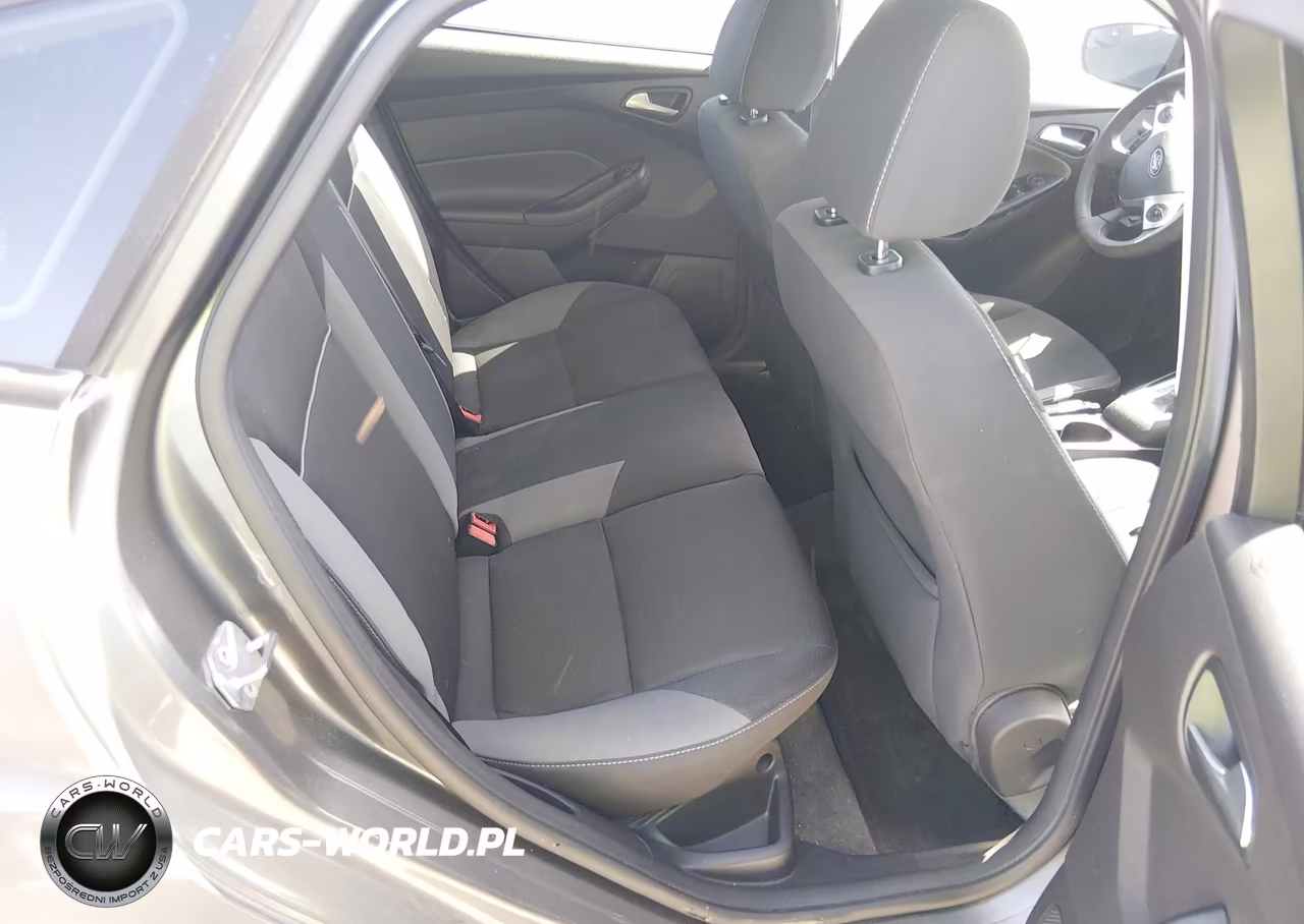 2013 Ford Focus Se VIN:1FADP3K28DL115193 - 8