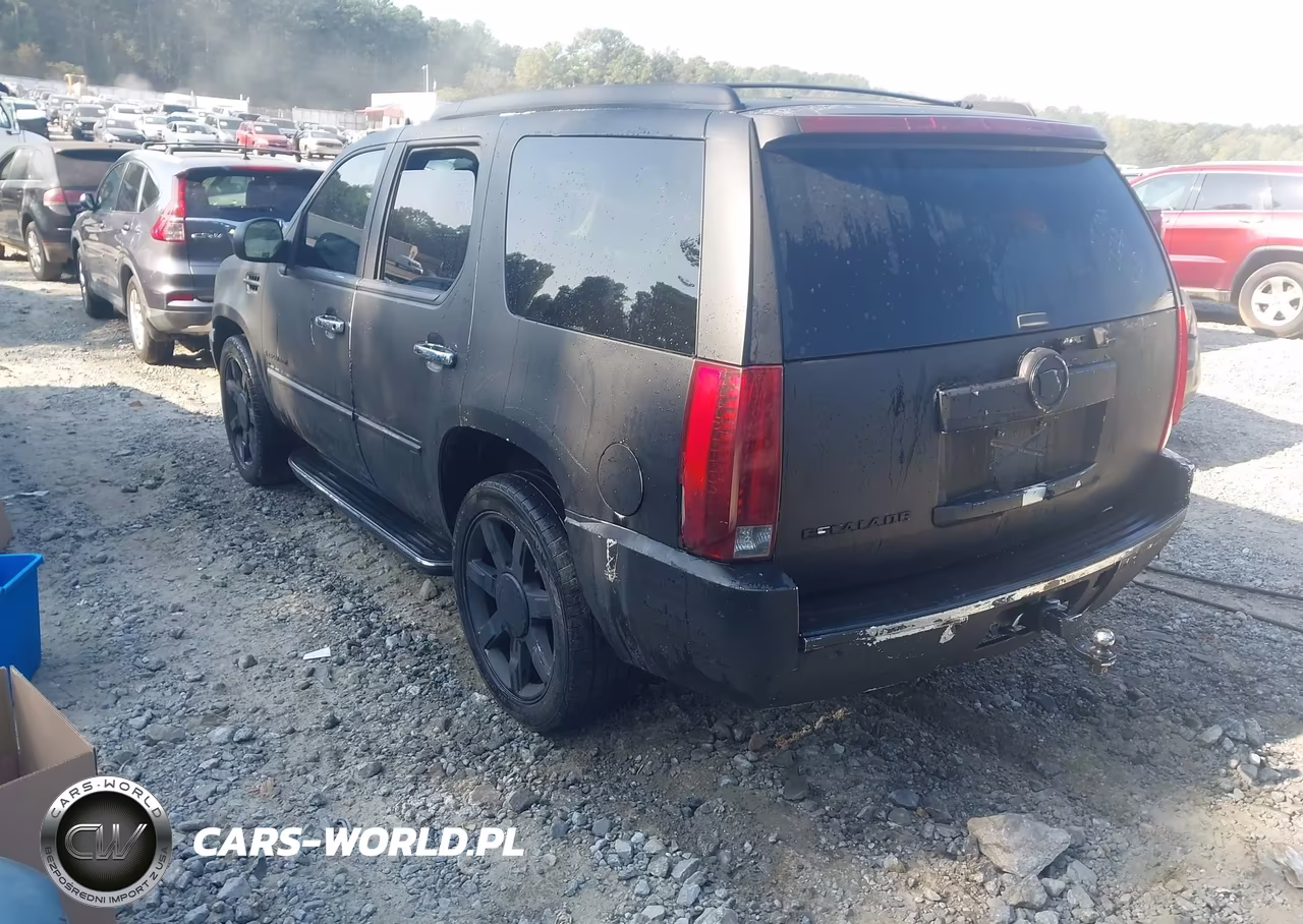 2007 Cadillac Escalade Standard VIN:1GYEC63897R312304 - 3