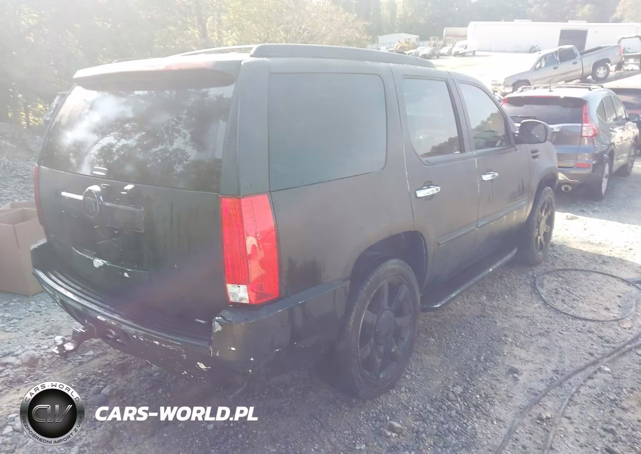 2007 Cadillac Escalade Standard VIN:1GYEC63897R312304 - 4