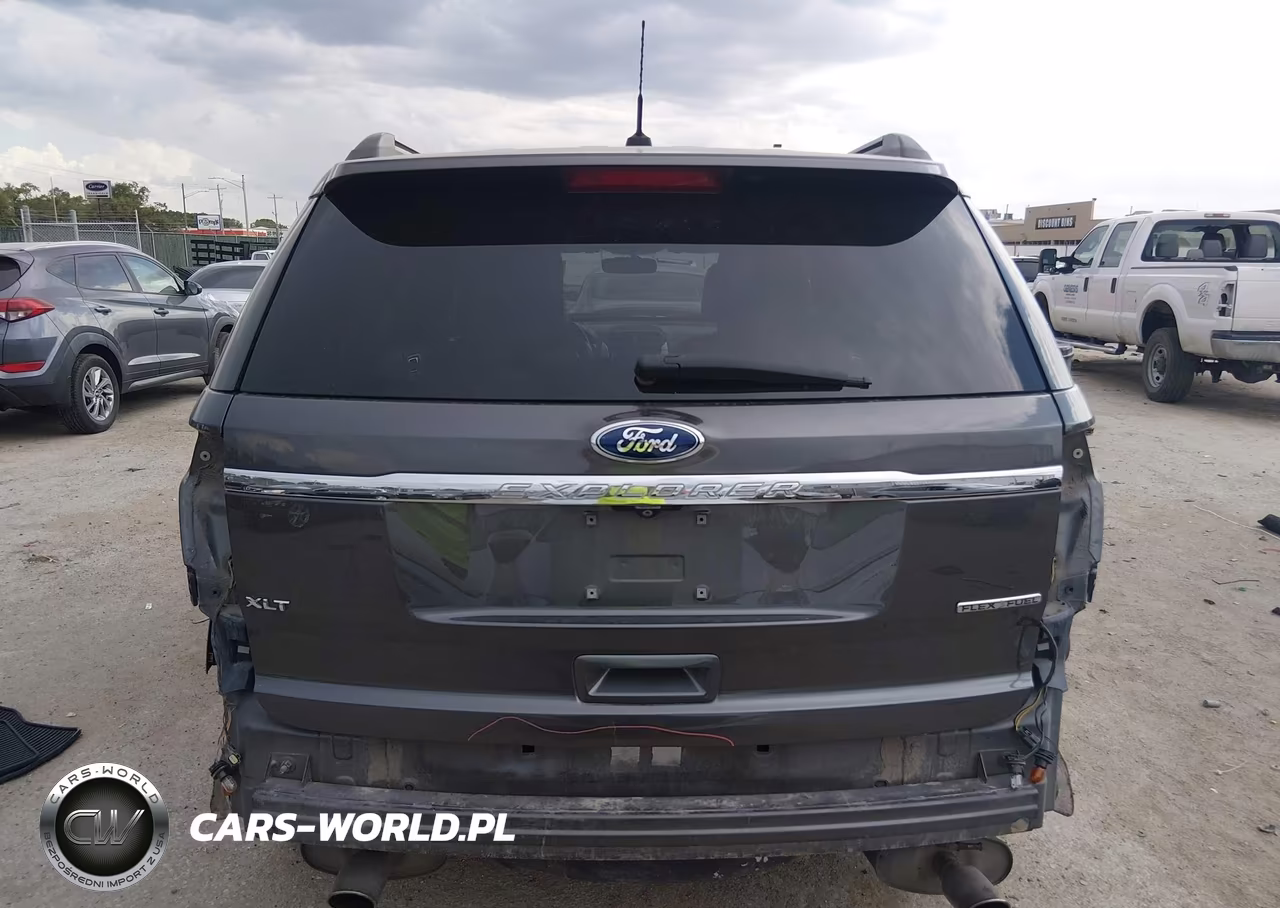 2015 Ford Explorer Xlt VIN:1FM5K7D86FGA64791 - 16