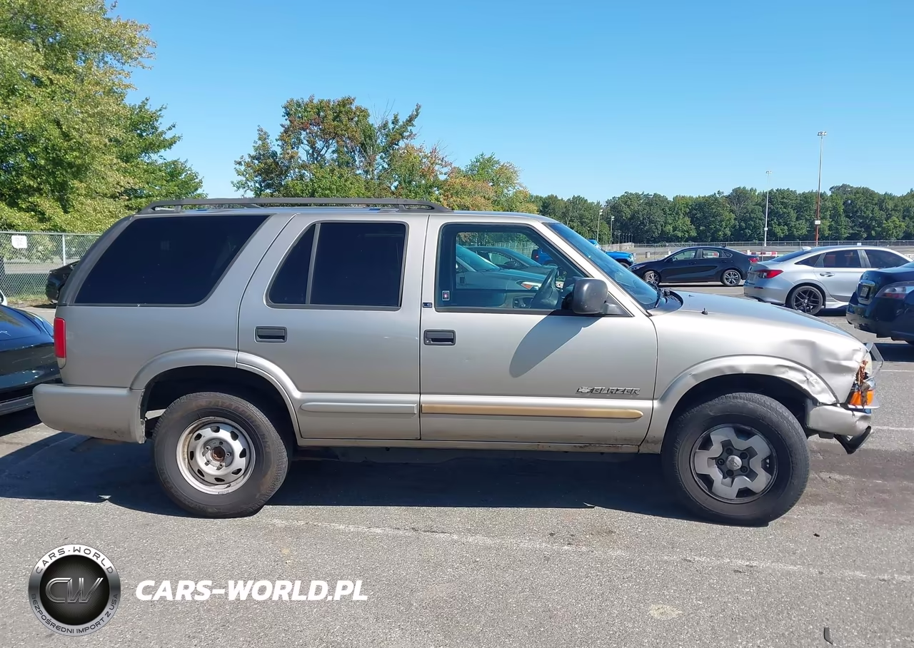 2002 Chevrolet Blazer Ls VIN:1GNDT13W22K221743 - 13