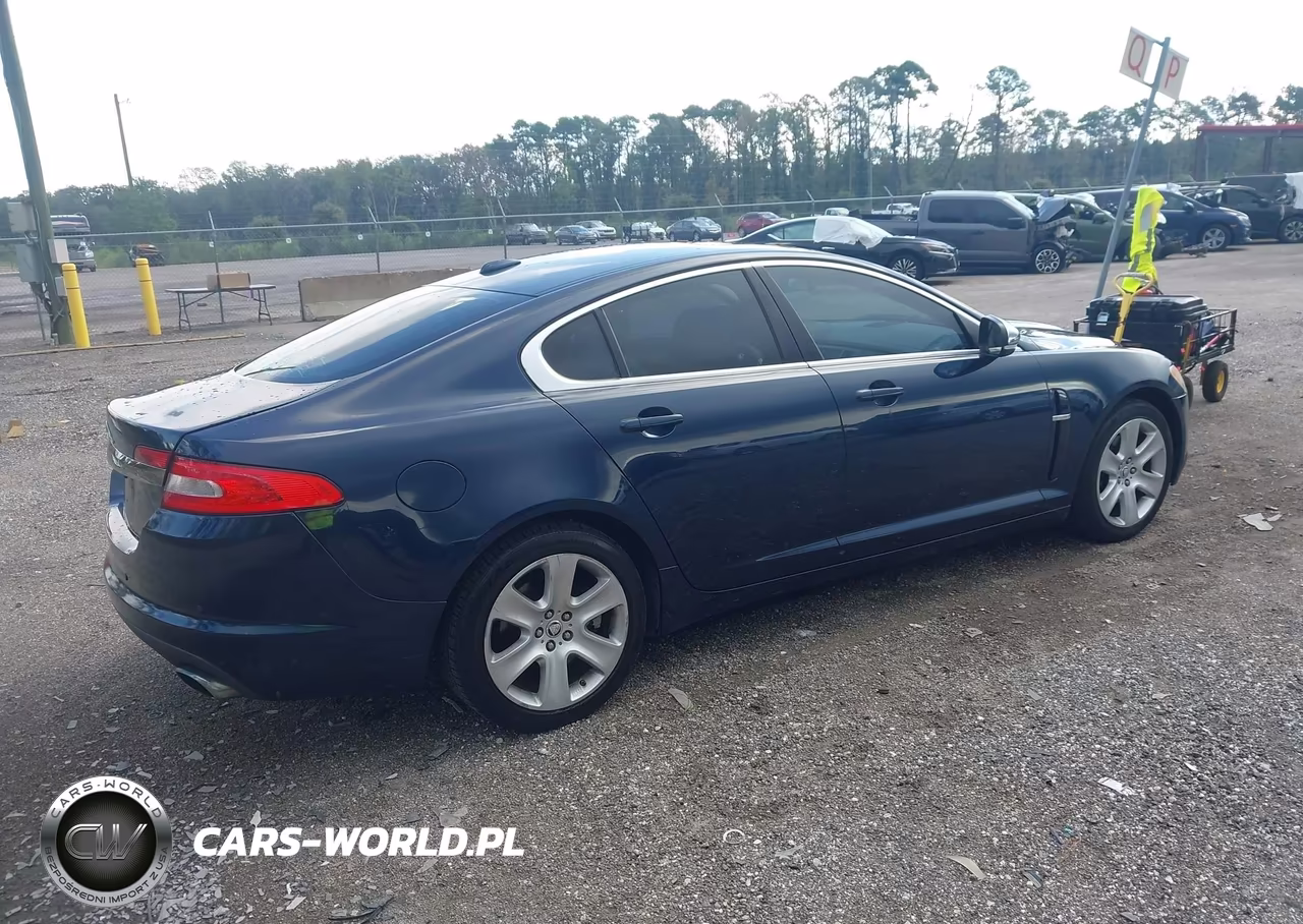 2010 Jaguar Xf VIN:SAJWA0FA9AHR53818 - 4