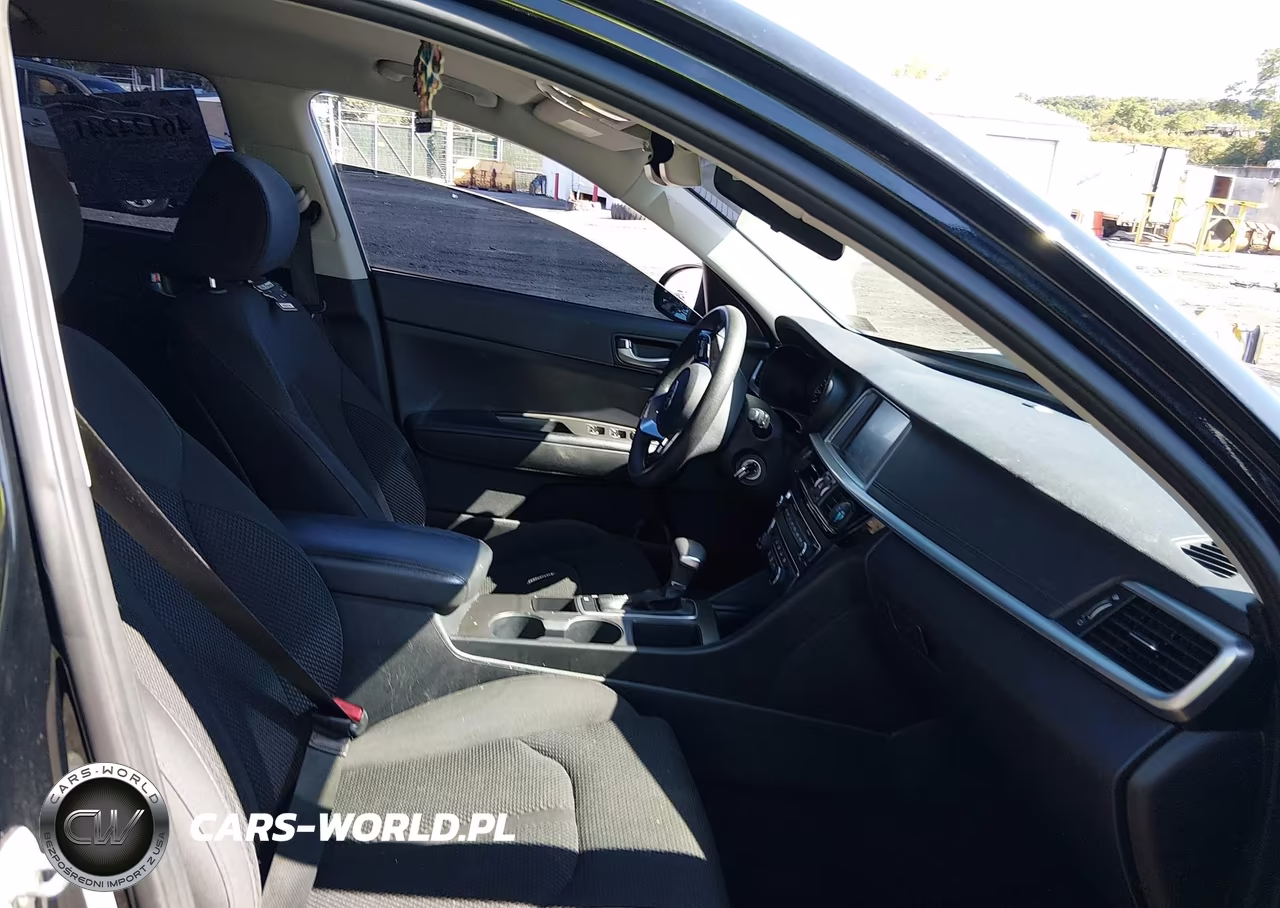 2019 Kia Optima Lx VIN:5XXGT4L30KG360325 - 5