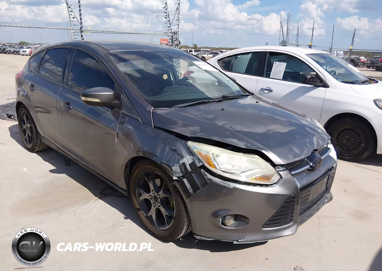 2014 Ford Focus Se VIN:1FADP3K20EL208047 - 1