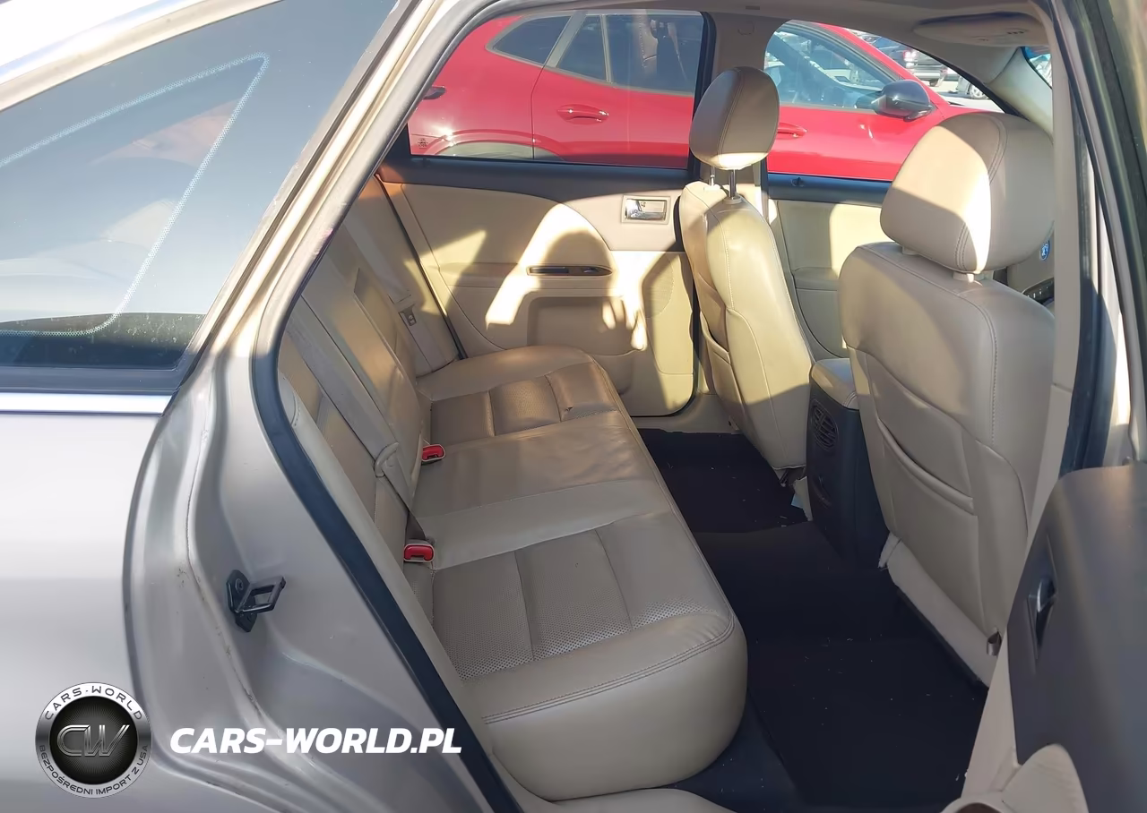 2008 Ford Taurus Limited VIN:1FAHP25W88G119320 - 8