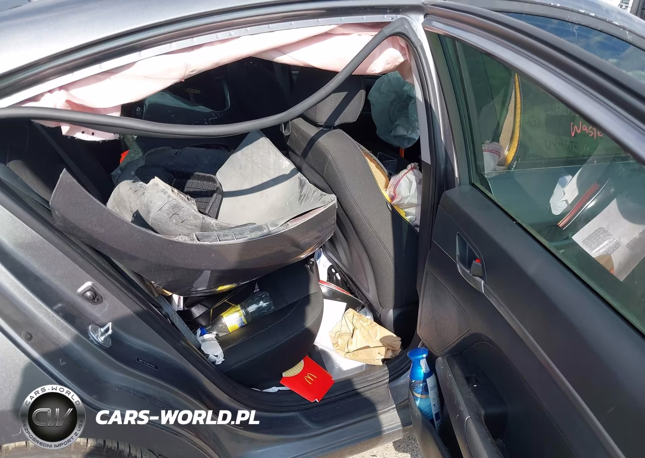 2018 Hyundai Elantra Se VIN:5NPD74LF0JH276543 - 8