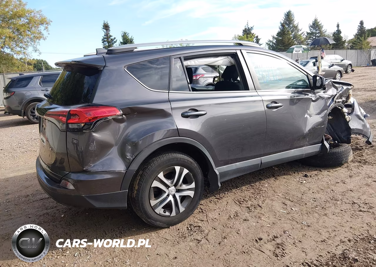 2017 Toyota Rav4 Le VIN:2T3ZFREV5HW361648 - 4