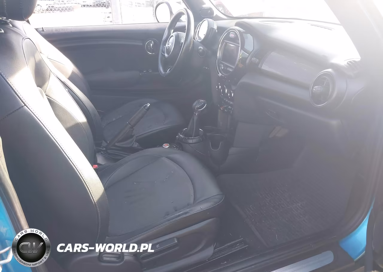 2016 Mini Convertible Cooper VIN:WMWWG5C5XG3C19292 - 5