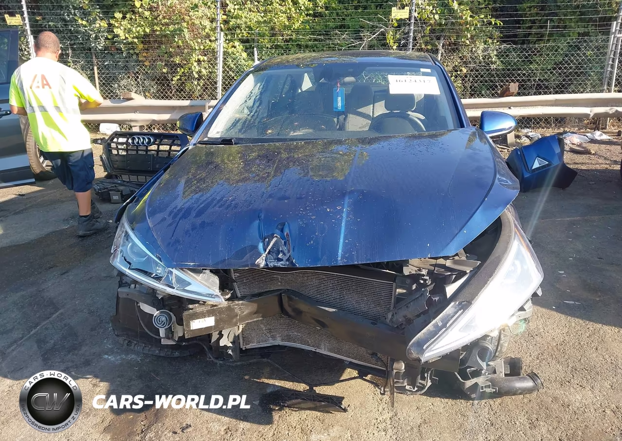2020 Hyundai Elantra Sel VIN:5NPD84LF3LH630958 - 6