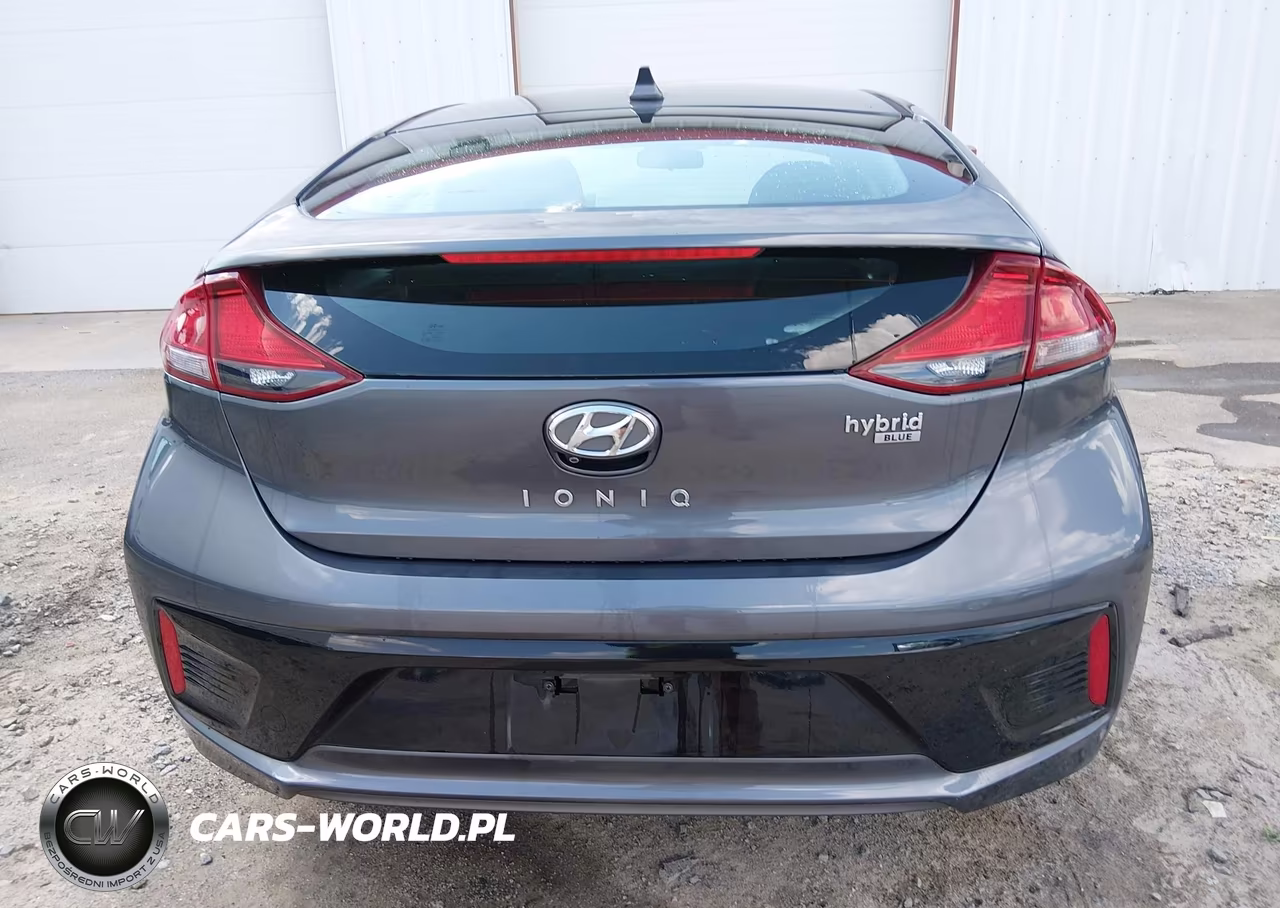 2018 Hyundai Ioniq Hybrid Blue VIN:KMHC65LC1JU076069 - 17