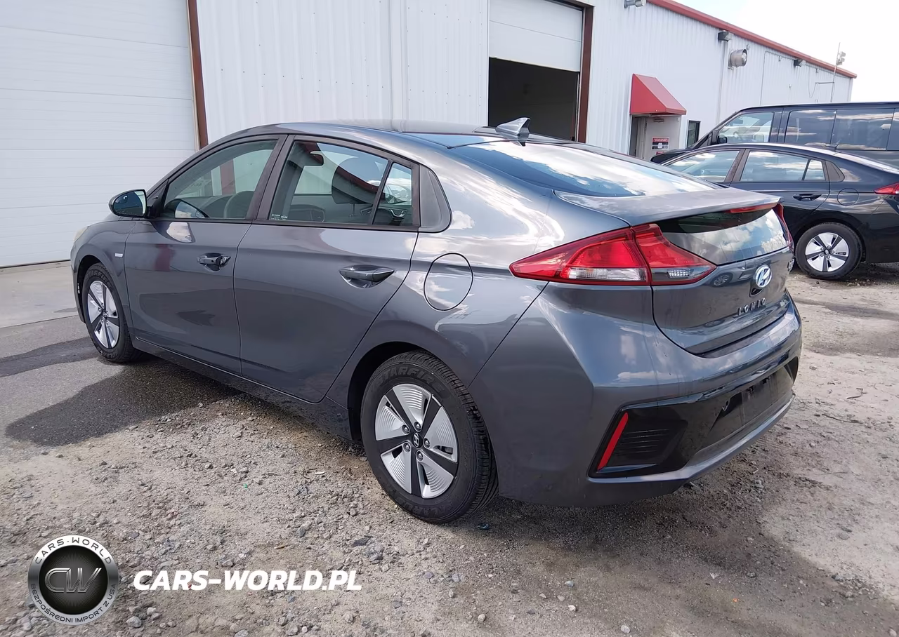 2018 Hyundai Ioniq Hybrid Blue VIN:KMHC65LC1JU076069 - 3