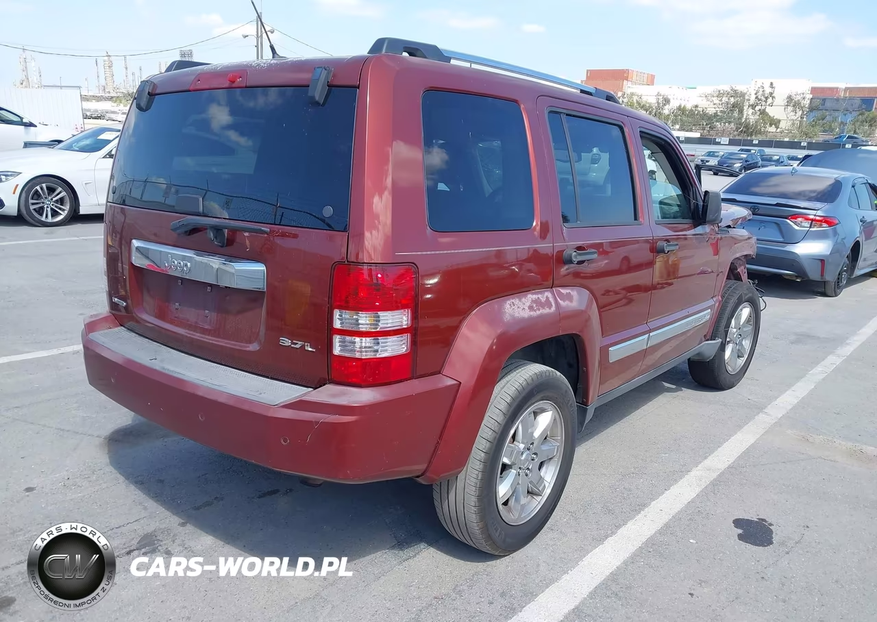 2008 Jeep Liberty Limited Edition VIN:1J8GP58K68W116057 - 4