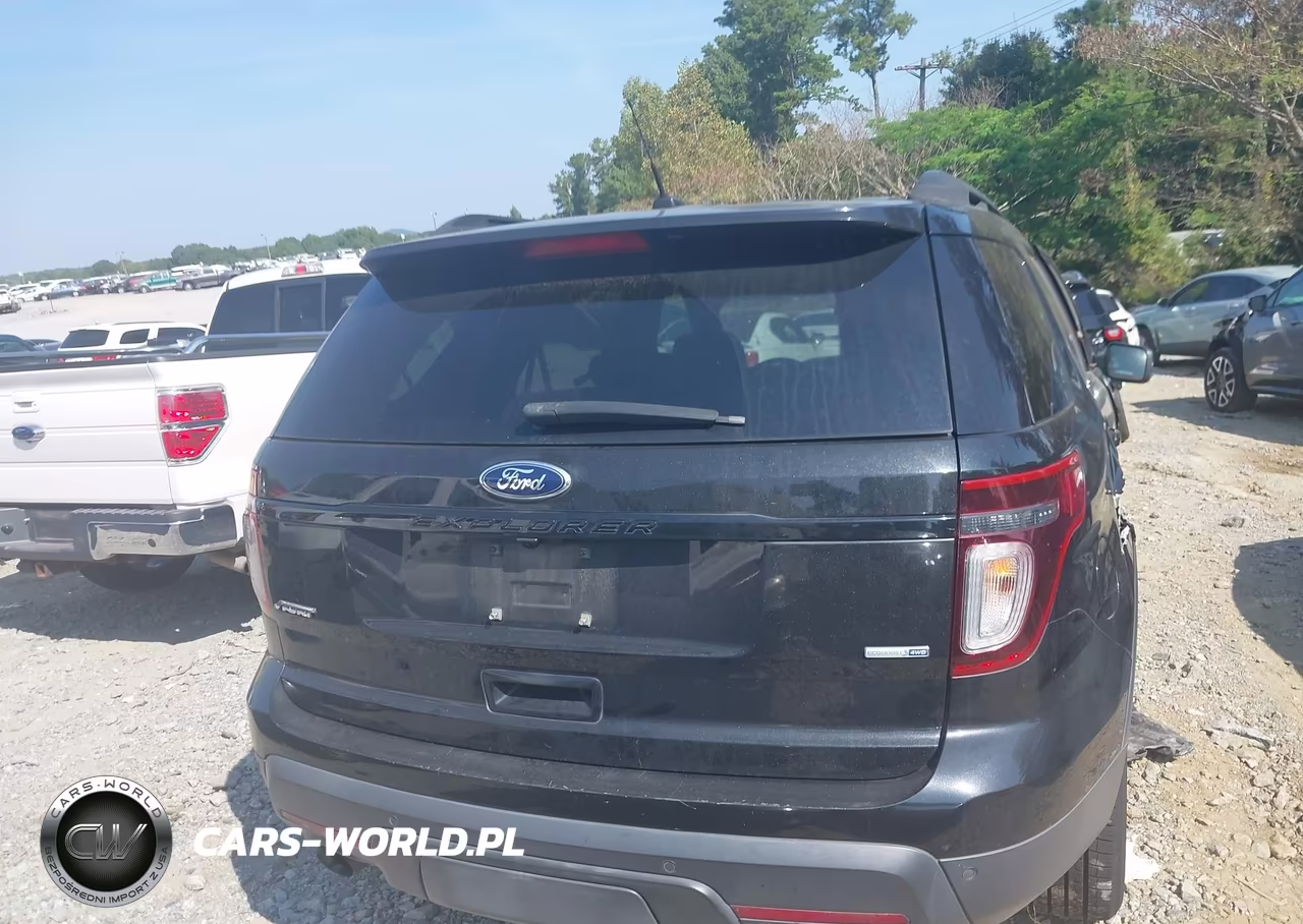 2015 Ford Explorer Sport VIN:1FM5K8GT2FGB06878 - 16
