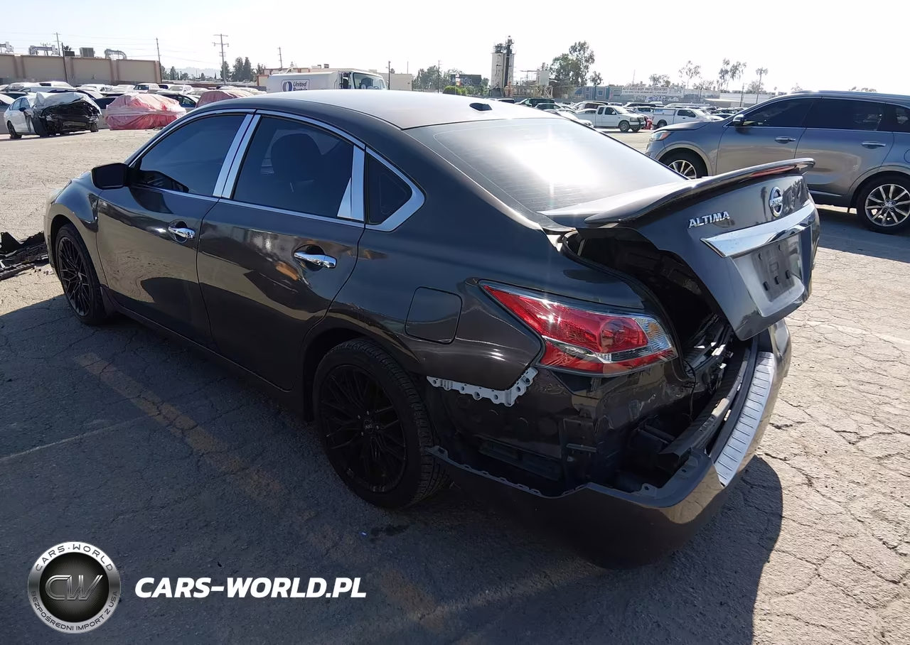 2015 Nissan Altima 2.5 S VIN:1N4AL3AP6FC465002 - 3
