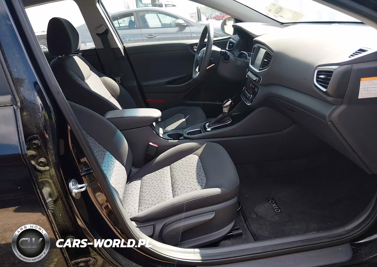 2018 Hyundai Ioniq Hybrid Blue VIN:KMHC65LC1JU075309 - 5