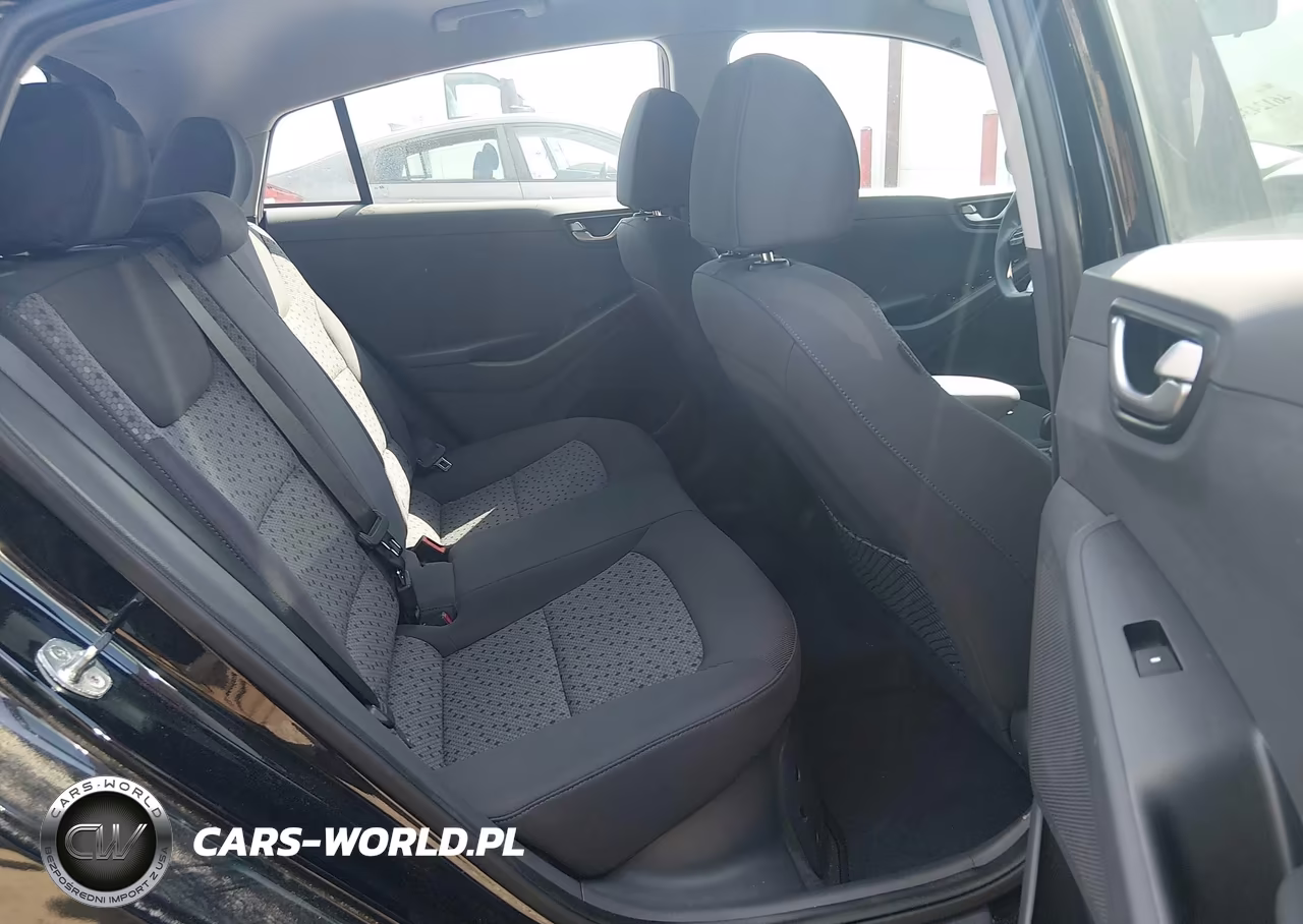2018 Hyundai Ioniq Hybrid Blue VIN:KMHC65LC1JU075309 - 8
