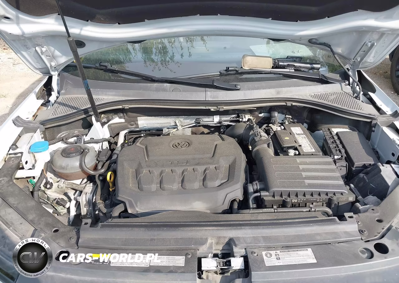 2019 Volkswagen Tiguan 2.0T Se-2.0T Sel-2.0T Sel R-Line-2.0T Sel R-Line Black VIN:3VV2B7AX4KM070531 - 10