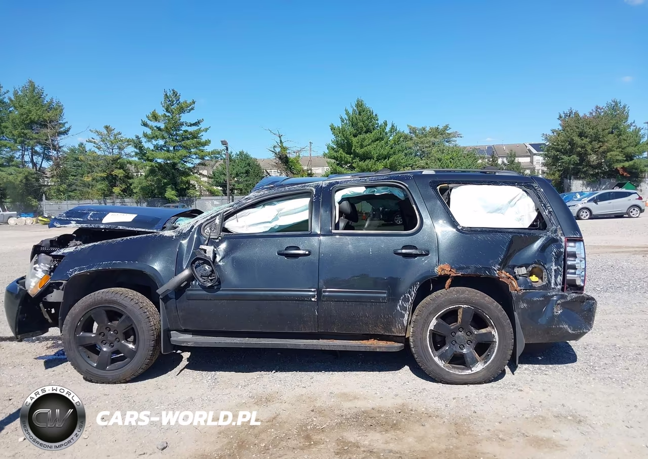 2011 Chevrolet Tahoe Lt VIN:1GNSKBE09BR354855 - 14