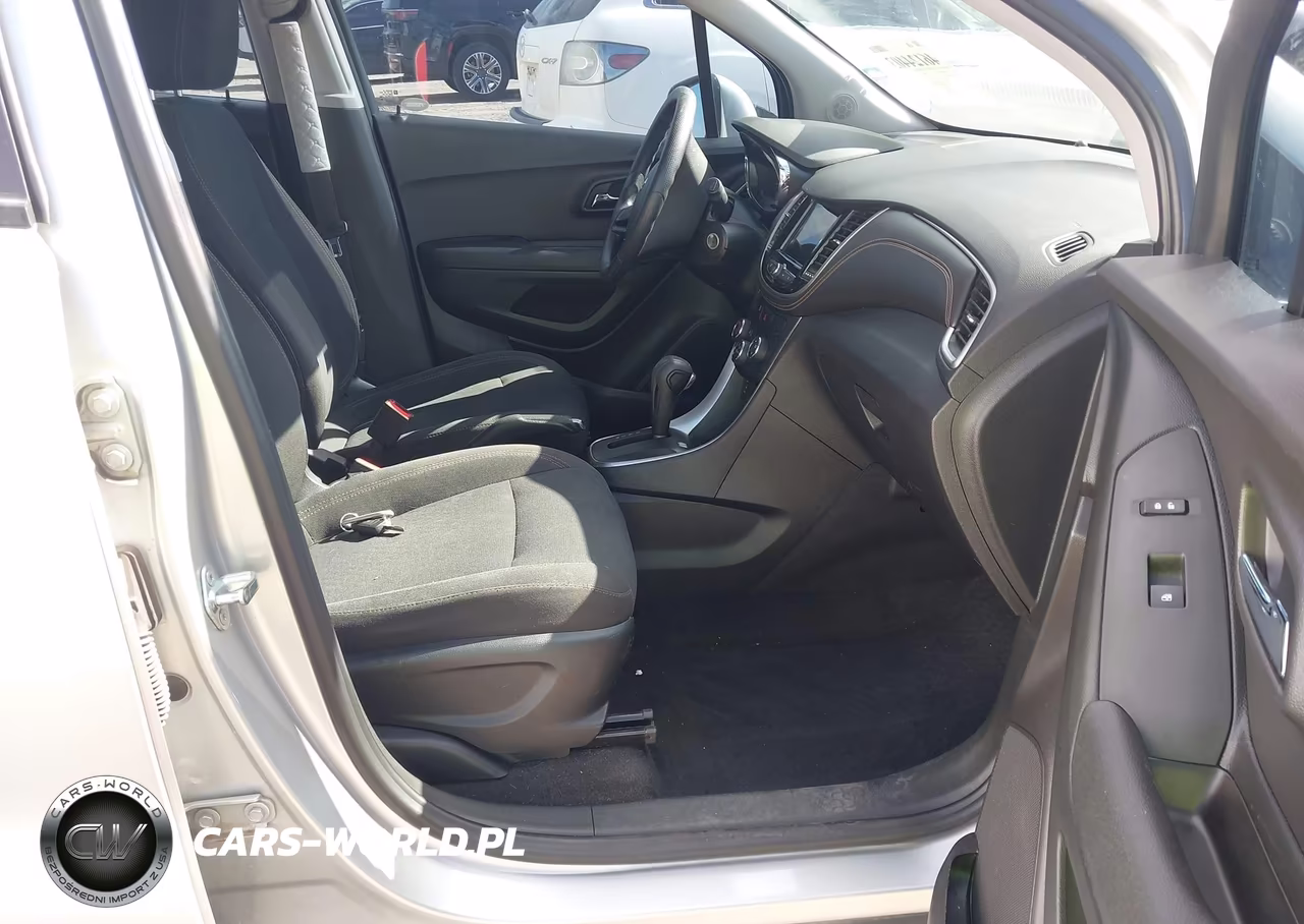 2018 Chevrolet Trax Ls VIN:3GNCJKSB8JL308176 - 5
