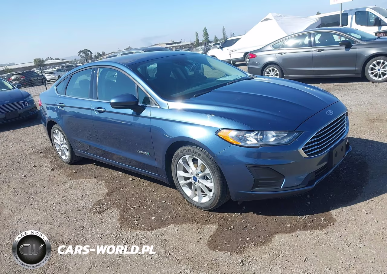 2019 Ford Fusion Hybrid Se – zdjęcie 1 z 21