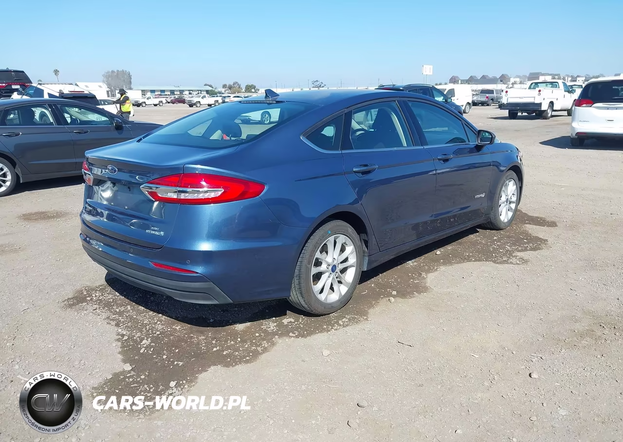 2019 Ford Fusion Hybrid Se VIN:3FA6P0LU4KR274203 - 4