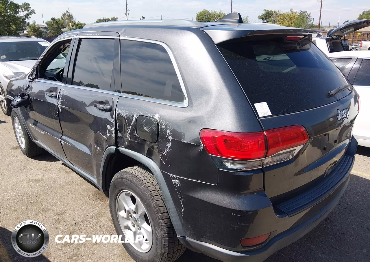 2015 Jeep Grand Cherokee Laredo VIN:1C4RJEAG3FC218292 - 3