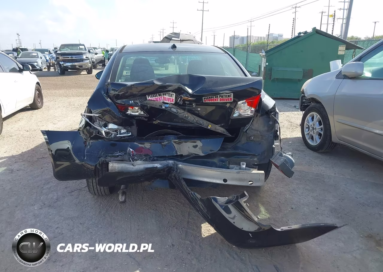 2014 Chevrolet Cruze Ls Auto VIN:1G1PA5SH0E7476963 - 16