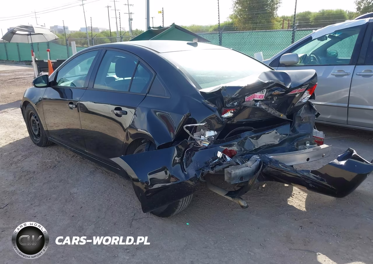2014 Chevrolet Cruze Ls Auto VIN:1G1PA5SH0E7476963 - 3
