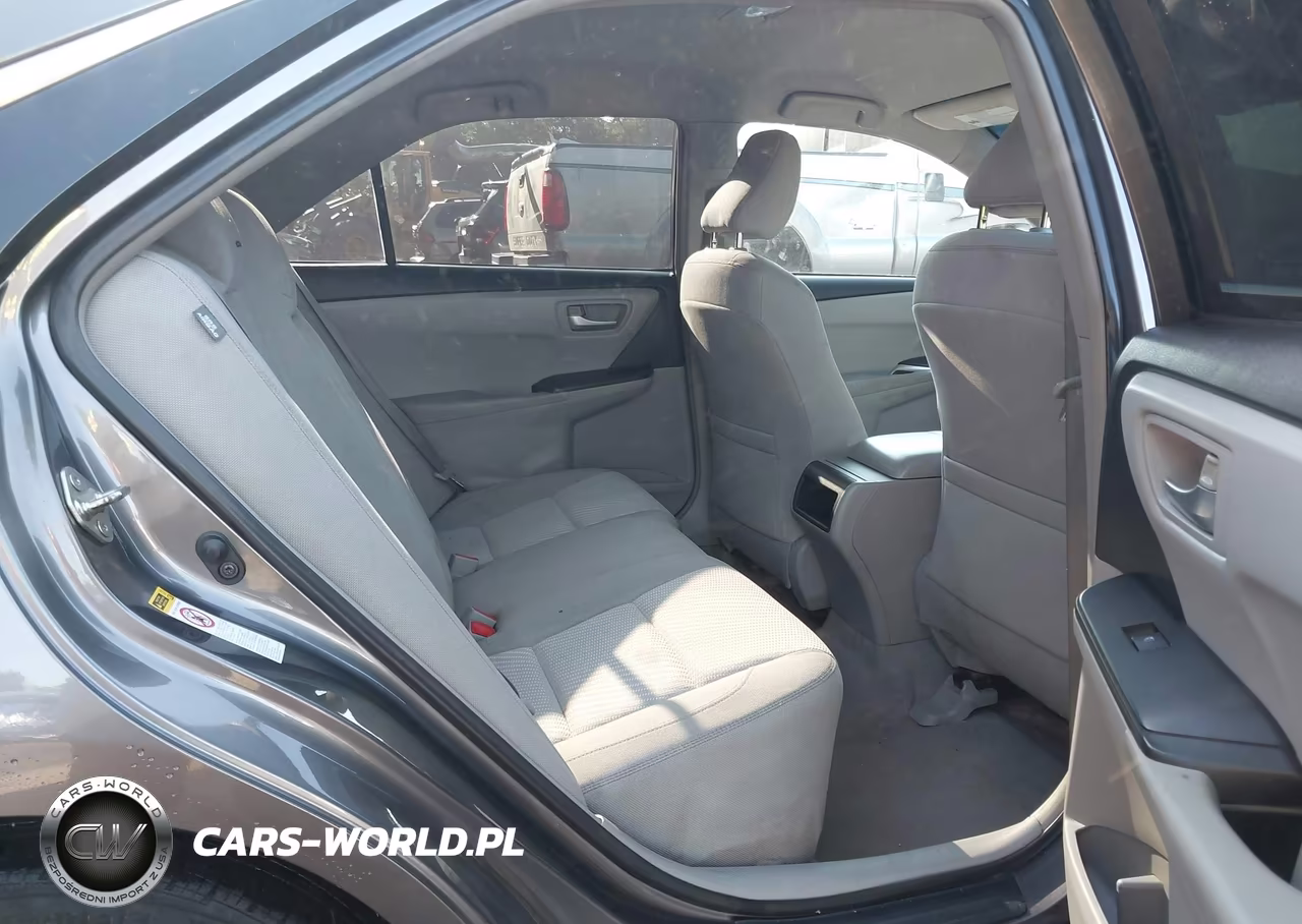 2016 Toyota Camry Le VIN:4T4BF1FK4GR571064 - 8