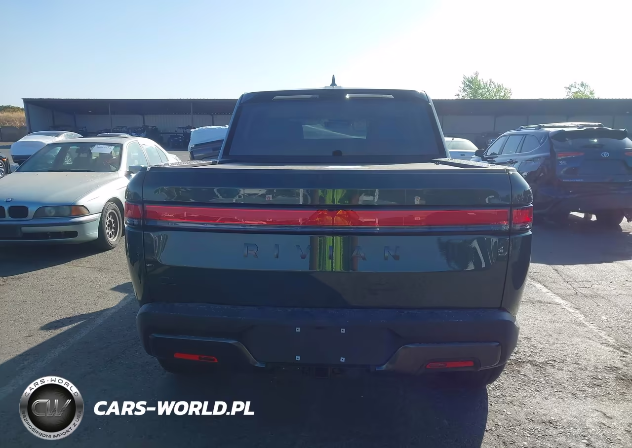 2026 Rivian R1T Dual Motor Large Pack-Performance Dual Motor Large Pack VIN:7FCTGFAA4TN047391 - 17