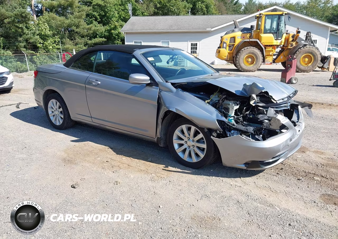 2014 Chrysler 200 Touring