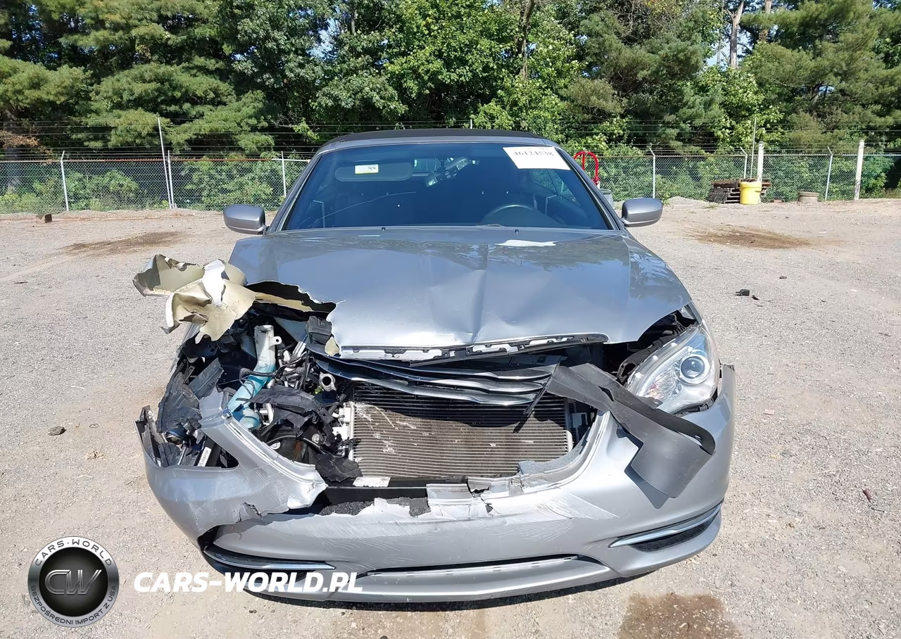 2014 Chrysler 200 Touring VIN:1C3BCBEB7EN158310 - 13