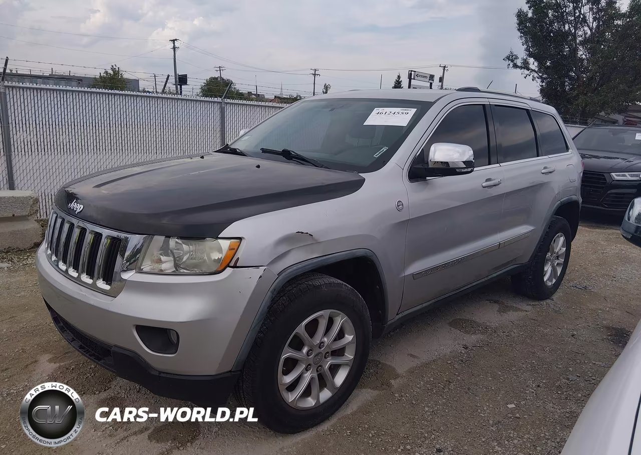 2011 Jeep Grand Cherokee Laredo VIN:1J4RR4GT7BC597129 - 2