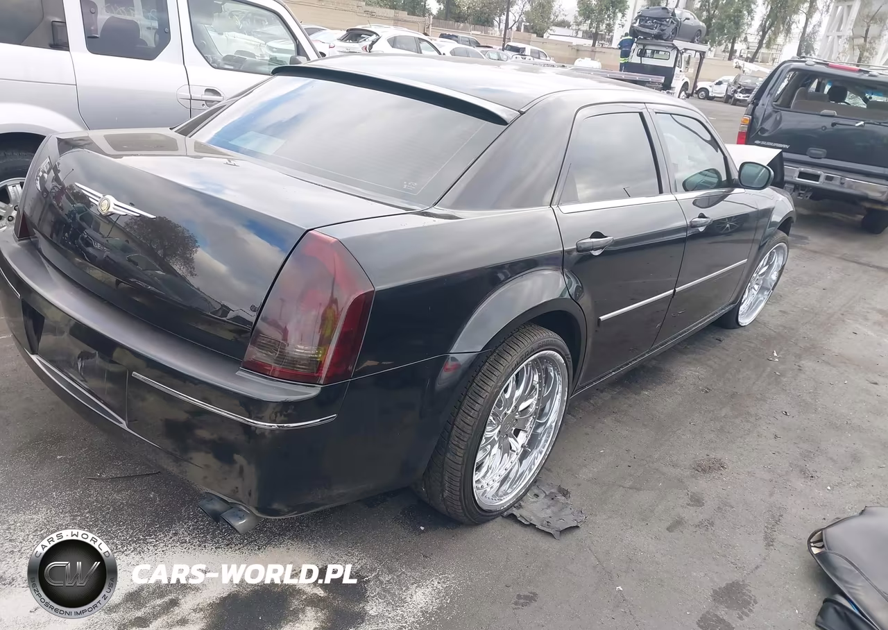 2006 Chrysler 300 Touring VIN:2C3KA53G86H509631 - 4